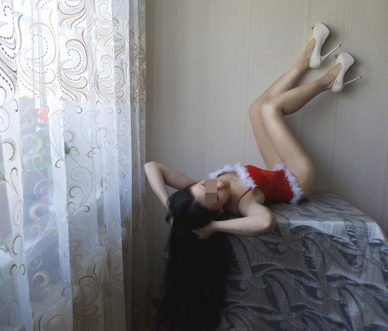 Волшебные руки и взгляд, которые заставят тебя забыть обо всем! 🌟
Живу в Москве и готова порадовать тебя своими услугами. В моем арсенале - массаж, стриптиз, ролевые игры и многое другое, что подарит тебе незабываемые моменты наслаждения. 💋
Мои возможности бесконечны, я открыта для экспериментов и новых сексуальных открытий. Со мной ты почувствуешь себя настоящим мужчиной, который заслуживает только лучшего! 💥
Не забудь заглянуть в мои отзывы, чтобы убедиться в моей незабываемости. Мои фото подтвердят, что я - настоящая красотка, готовая подарить тебе невероятные эмоции.
Не теряй времени и позвони мне прямо сейчас, чтобы начать наше незабываемое приключение. Я жду тебя в Москве, чтобы сделать тебе ночь полной страсти и наслаждения. Открой для себя новые грани удовольствия со мной! 💫 Регина